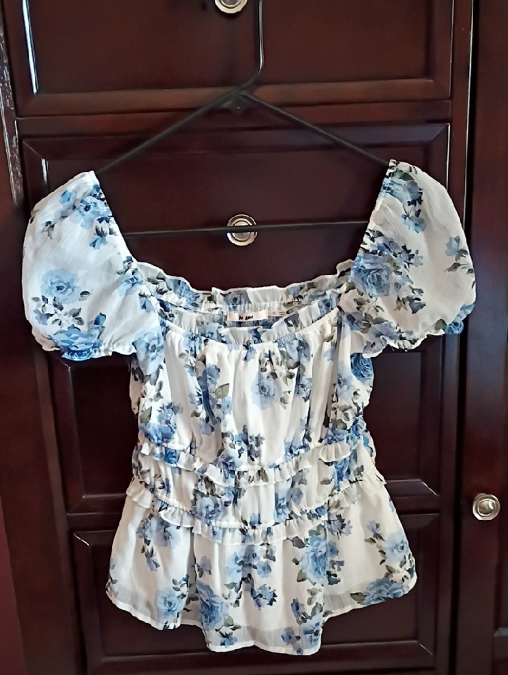 Blue Floral Puff-Sleeve Peplum Top